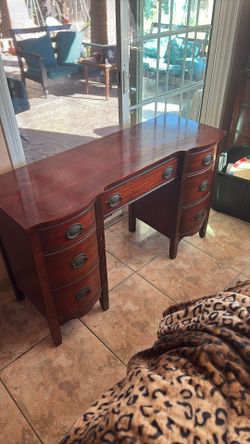 Desk Antique Dark Wood With Drawers
