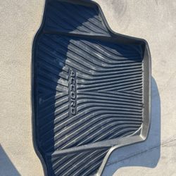 OEM Trunk Tray / Cargo Liner – 2018–2022 Honda Accord