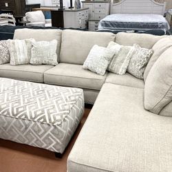 New Ashley Sectional 🔥🔥 IN STOCK NOW