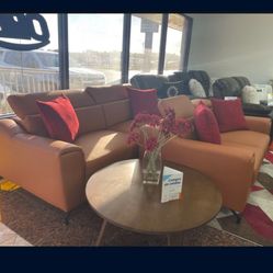 *Holiday Sale Event*---Sardinia Sophisticated Leather Sofa/Loveseat Sets---Delivery And Easy Financing Available👏