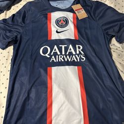 Qatar Airways Jersey Size Large