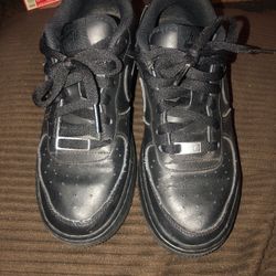 Nike Air Force ones size 6 youth