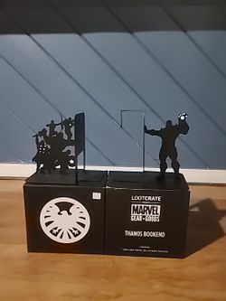 NOB~MARVEL The Avengers Vs Thanos Metal Bookends Set ~2018 Loot Crate Exclusive