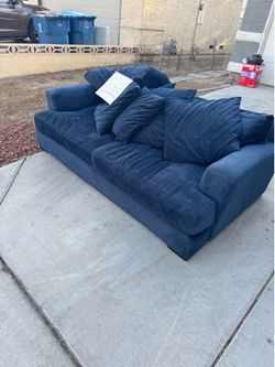 FREE Sofa
