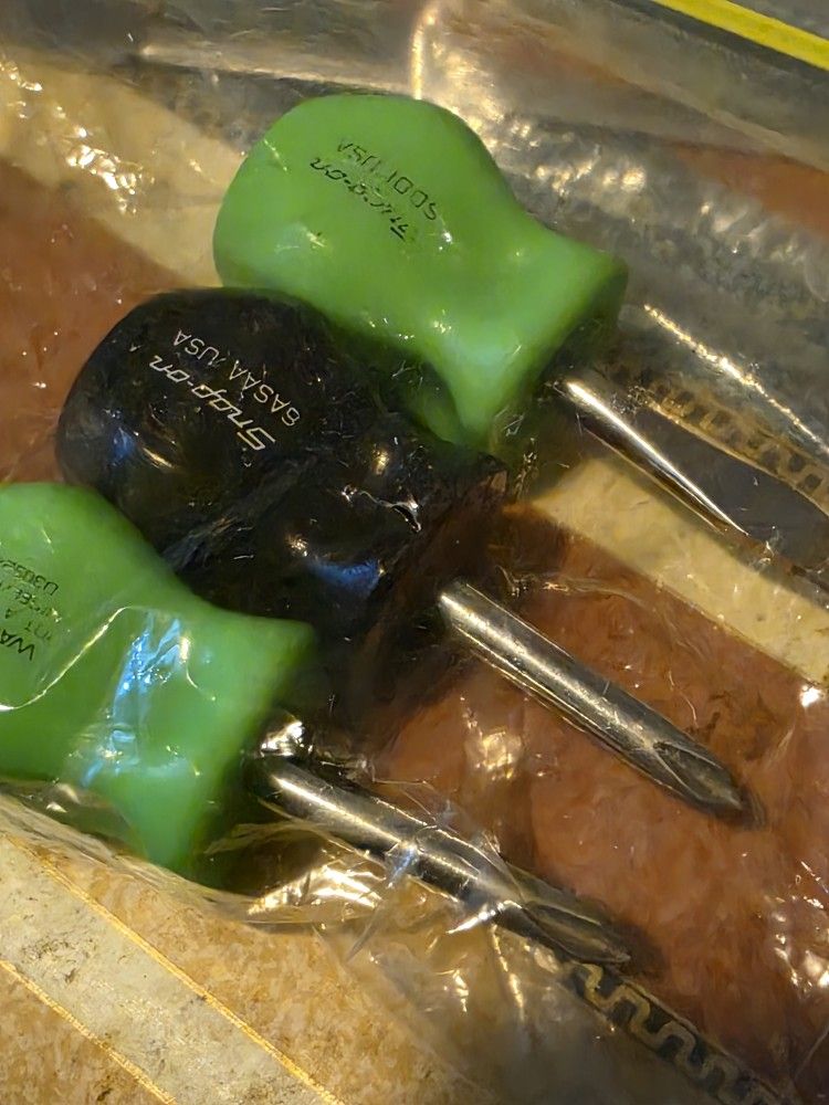 Stubby Screw Driver  Snap-on 