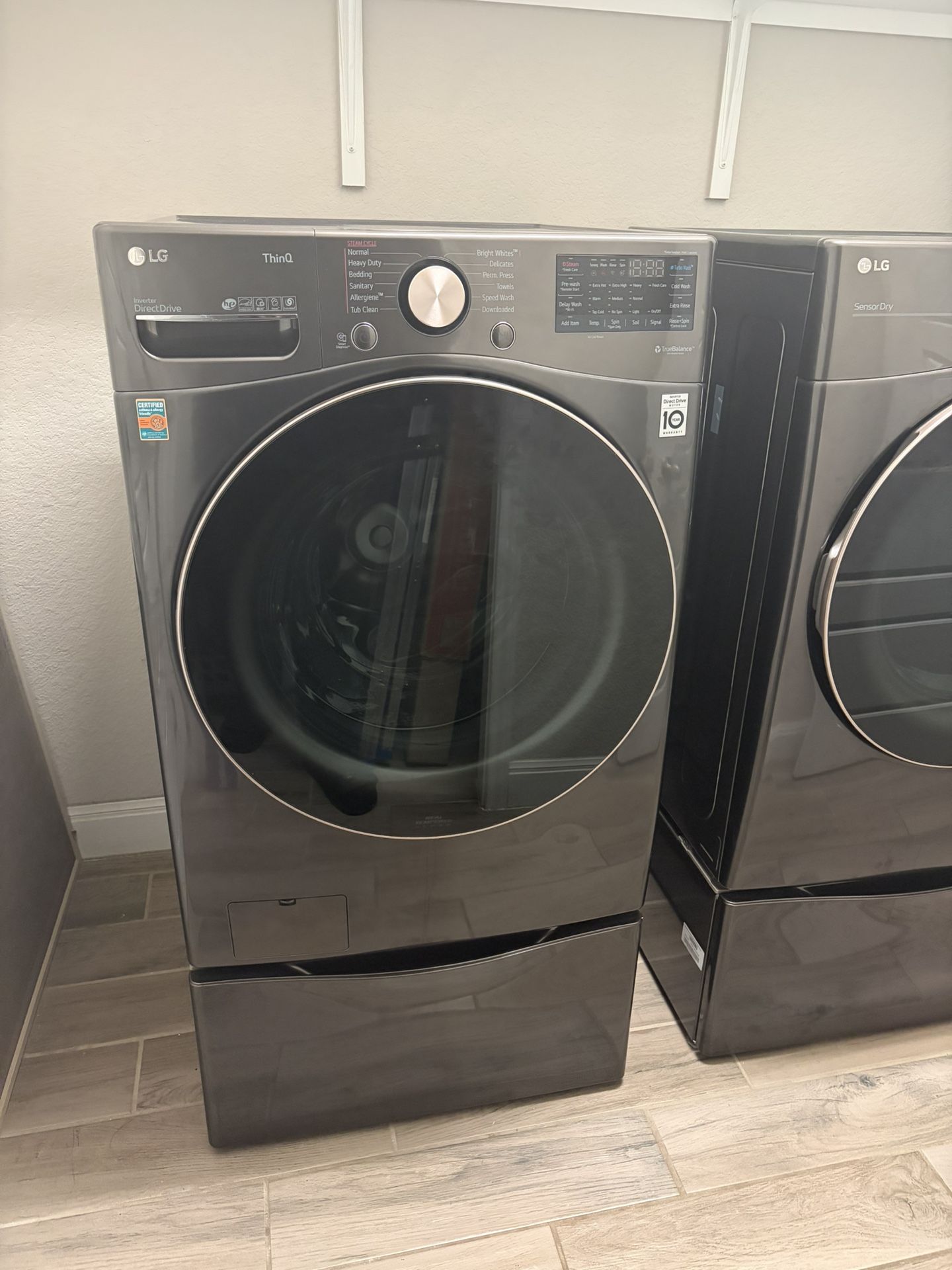 LG ThinQ Washer/Dryer