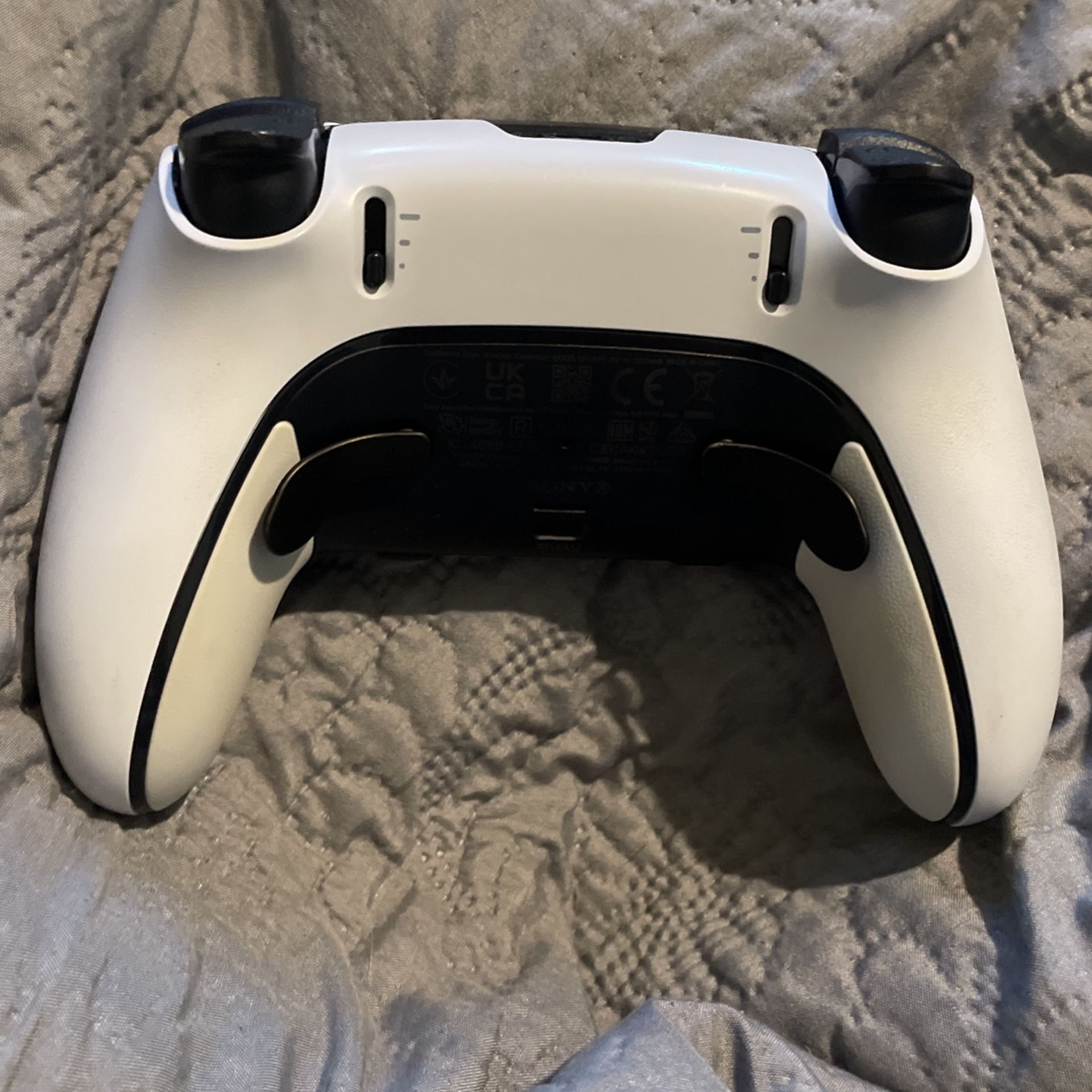 just controller With Paddles no other accessories