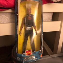 Marvel Comics Storm 12" Marvel Super Hero Action Figure Special Edition Series 1997 Rare Collectable still in box but box is a bit beat up 