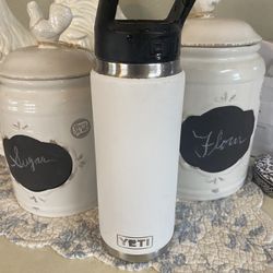 Yeti 26 Oz Insulated Tumbler Preowned 