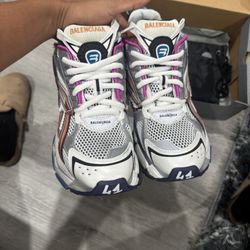 Balenciaga Runner Size 8 Fit 9