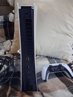 Sony PlayStation 5 slim digital edition console with DualSense Controller and 2tb  wd black sn770 m.2