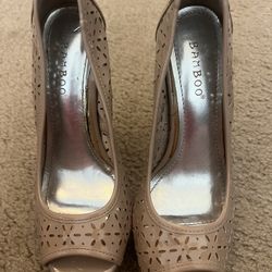 Tan Heels Size 5.5