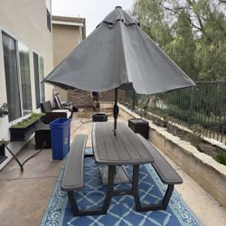 Picnic Table With Umbrella (has Built In Lights)