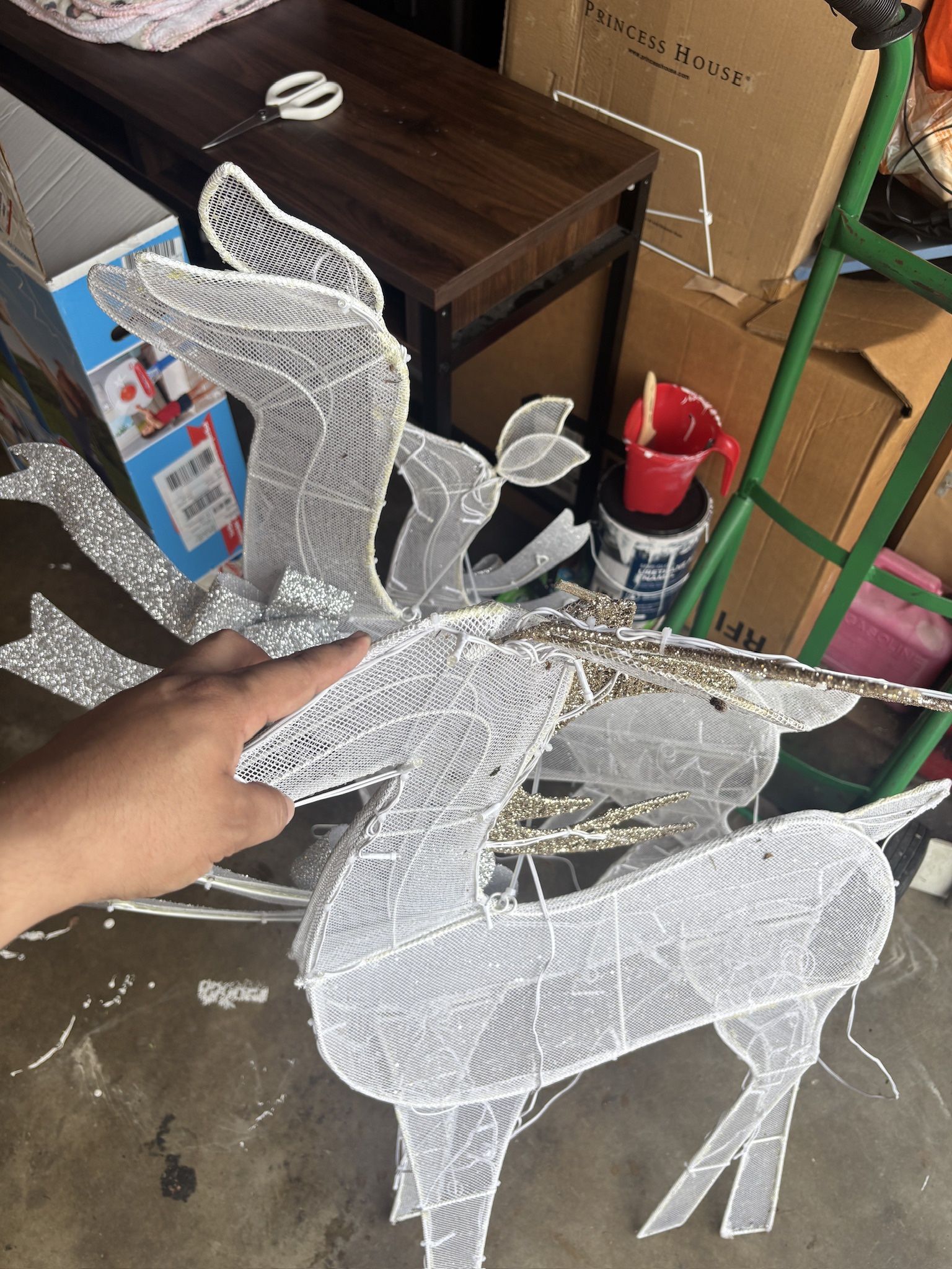 Indoor/Outdoor Light-Up Mesh Deer Family Christmas Decoration with 120 LED Lights, Cool White, Set of 3, by Holiday Time