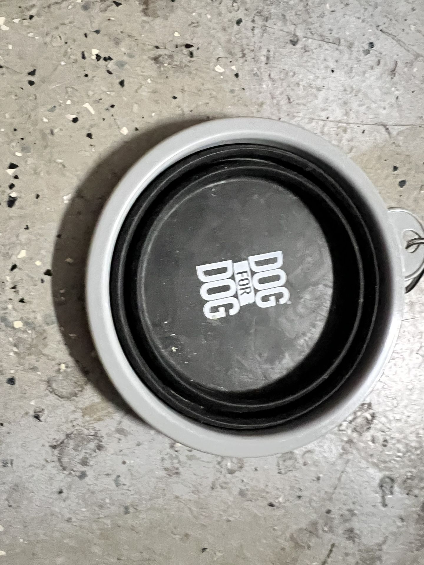 Sillicone Collapsible Portable Pet Dog Cat Bowl Medium Size