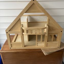 Wooden Dollhouse
