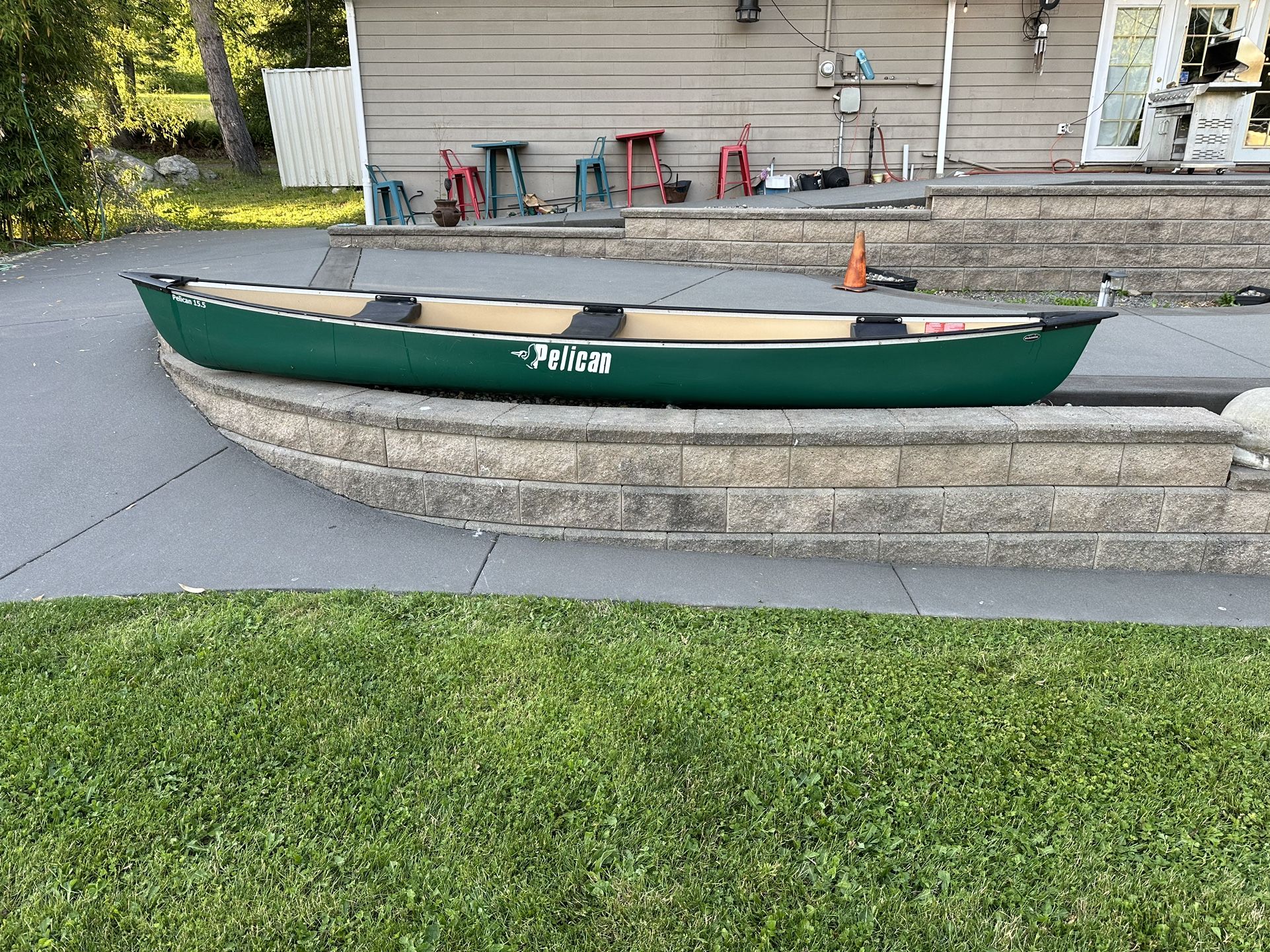 Pelican 15.5 Canoe