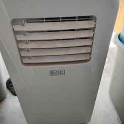 Black Decker Portable AC Unit 