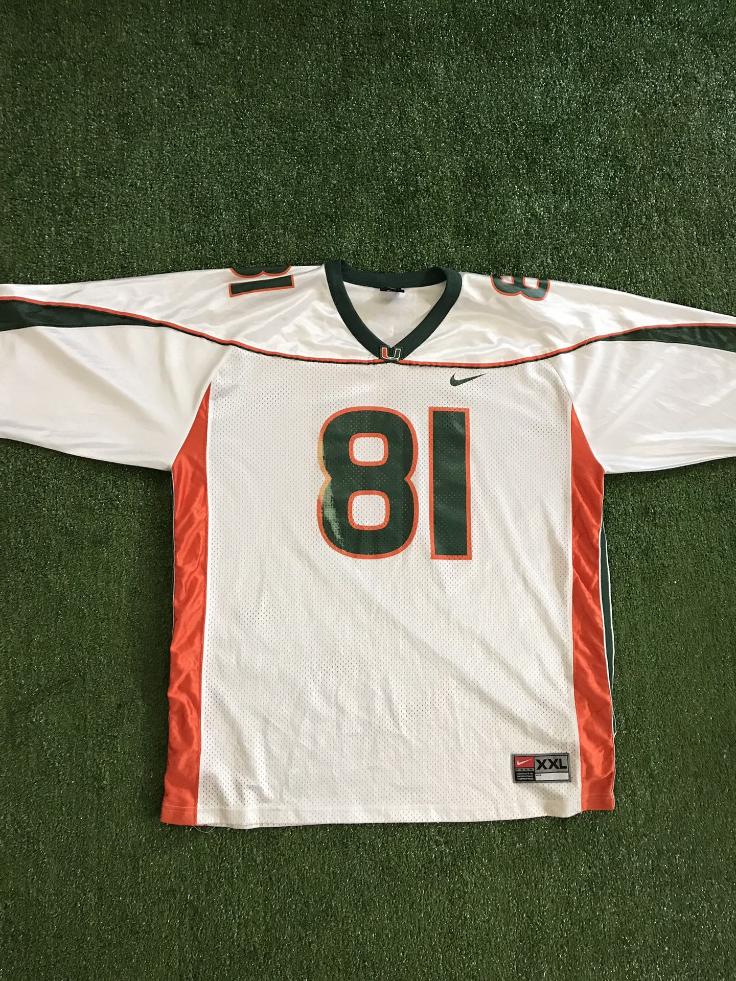 Vintage Kellen Winslow #81 2001 Miami Hurricanes Nike NCAA Football Jersey.  XXL for Sale in Sunrise, FL - OfferUp