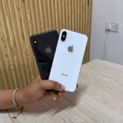 iPhone X Unlocked With Warranty 