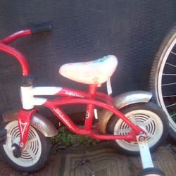 Schwinn Toddler Training Wheel Bicycle 