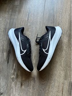 Nike Air Zoom Pegasus 40 Black White Mens Size 11