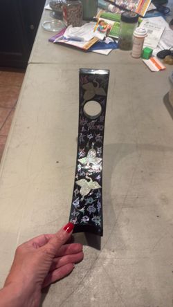 Wine bottle holder