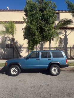 1999 Jeep Cherokee