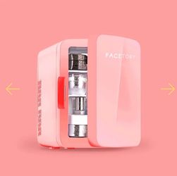 FaceTory Mini Beauty Fridge