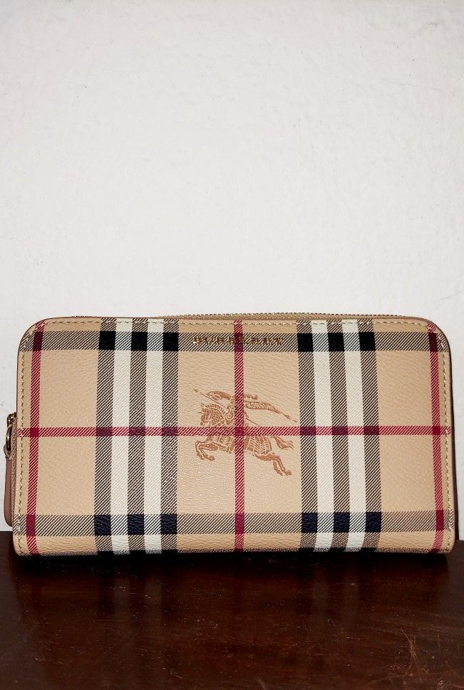 New Authentic Burberry Elmore House Check Wallet Mid Camel
