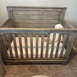 Simmons Monterey 4-in-1 Convertible Is Crib - Rustic White