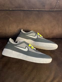 Nike Mens Nyjah Free 2 SB Neon Smoke Grey White MEN'S Sz 7 - 8.5W BV2078-003