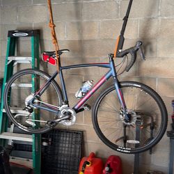 Royce Union Gravel Bike