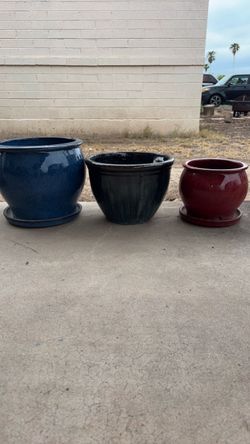 Glazed ceramic pots