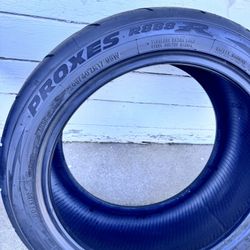 TOYO R888R Tires 245/40/17x(2)
