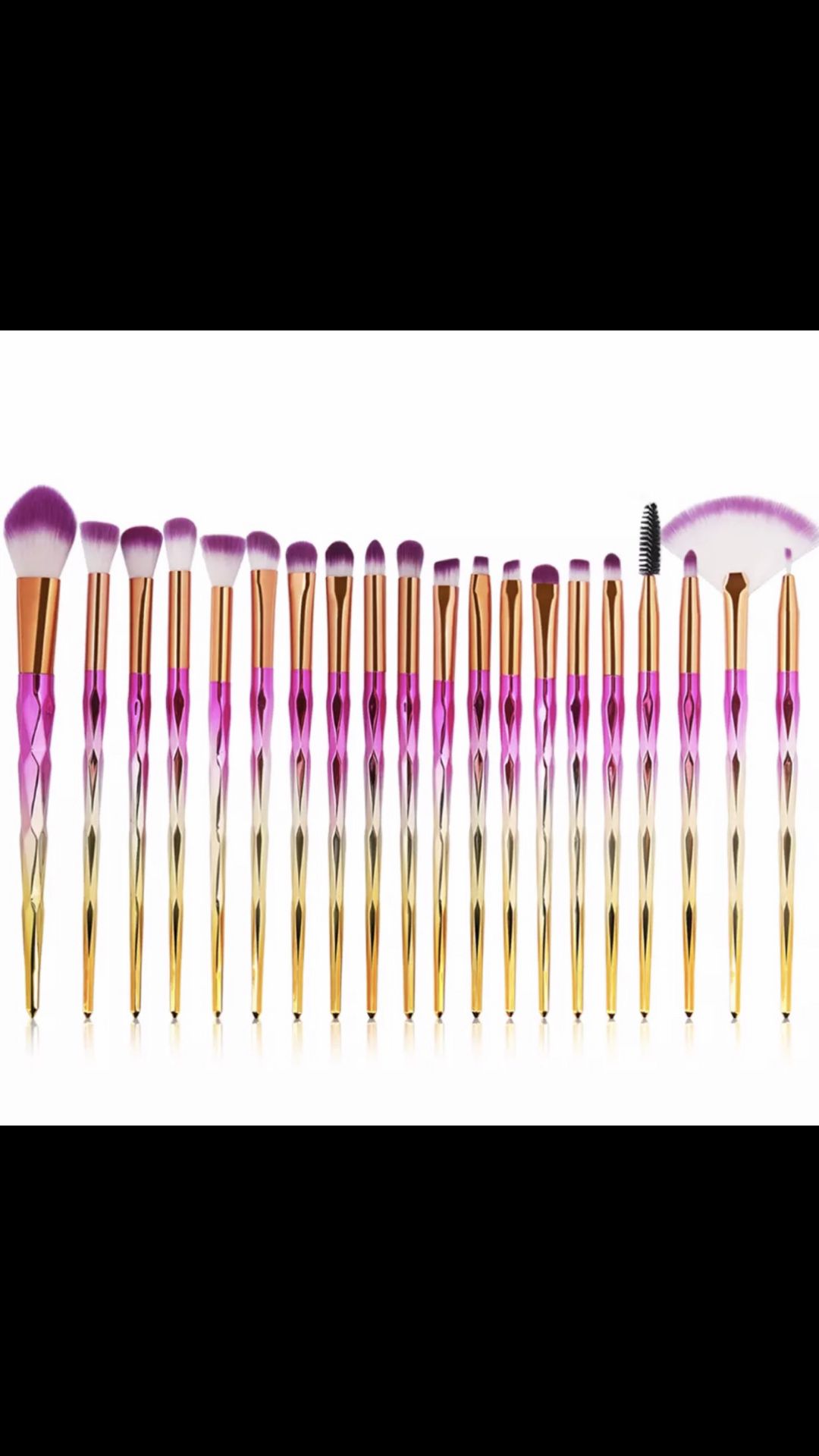 20 Piece Set Of Make Up Brushes 