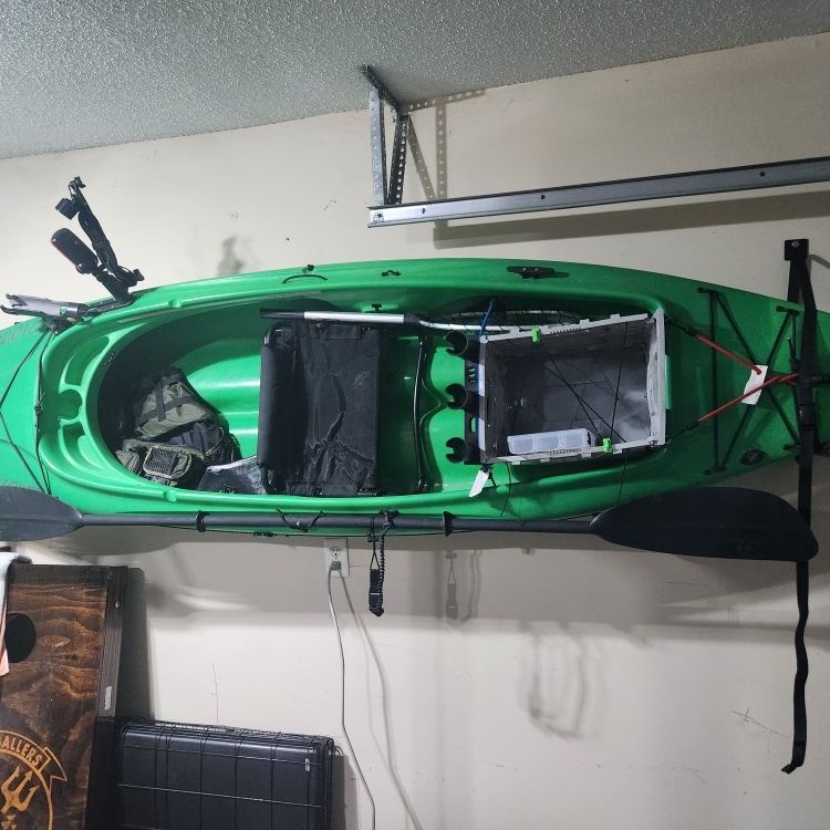 Ascend D10 Kayak