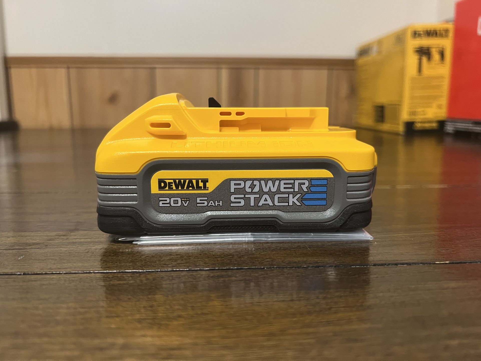 DEWALT XR POWERSTACK Lithium-Ion 5.0Ah Battery