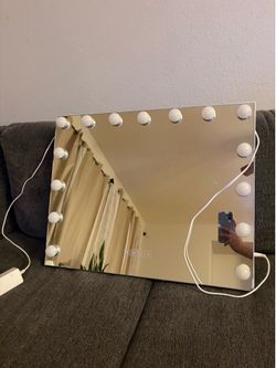 Vanity mirror