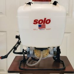 SOLO 4 Gallon Backpack Sprayer