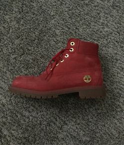 Red timberlands, size 2 kids