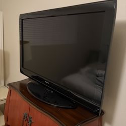 Toshiba 40” TV