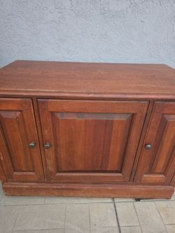 Solid Wood Sideboard Cabinet with Three Doors