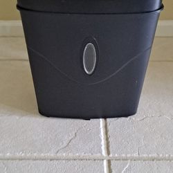 Paper Shredder 