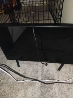 32' Sceptre TV