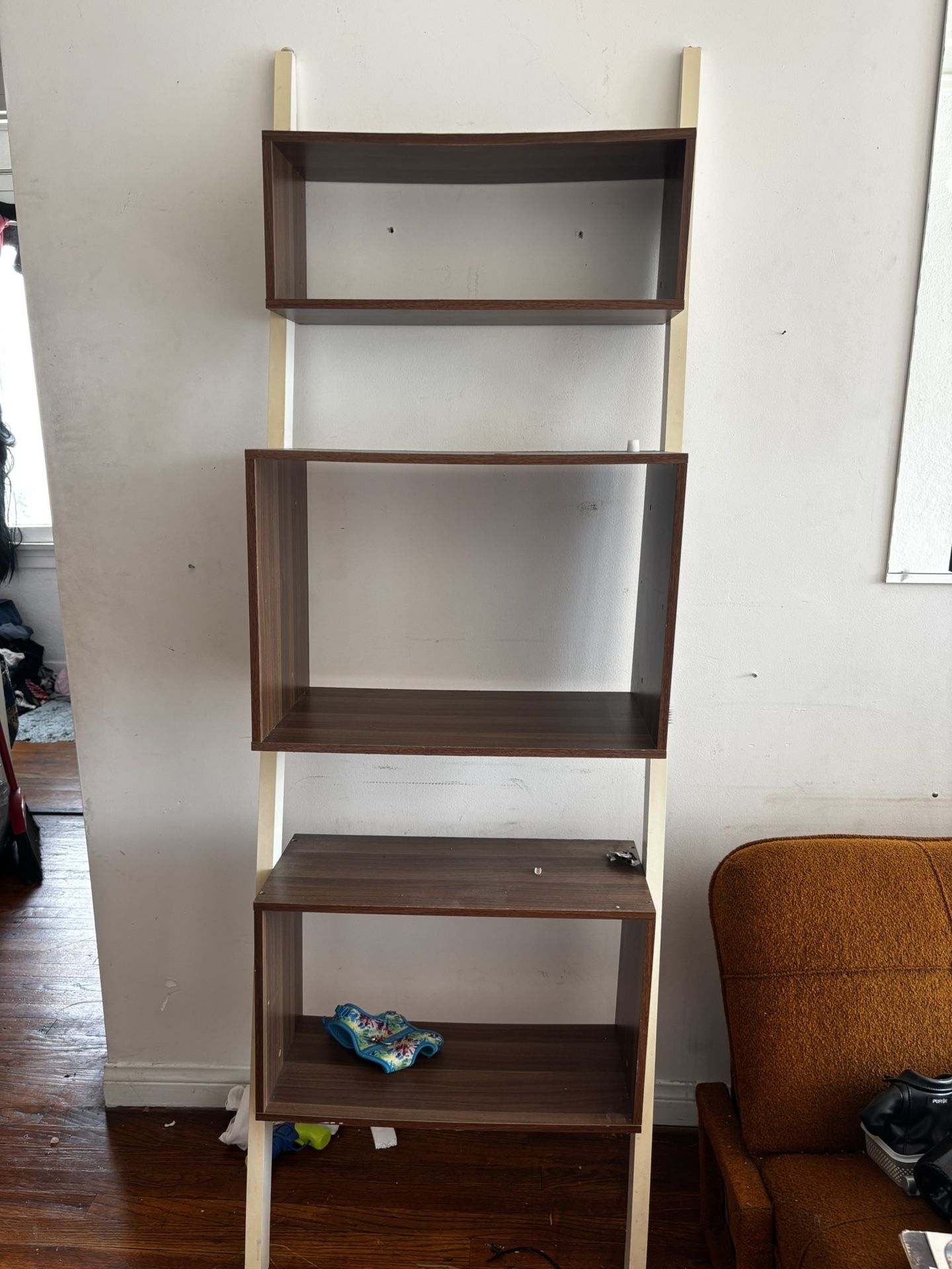 MID CENTRY RECORD SHELF