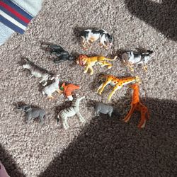 Tiny Farm And Zoo Animals 