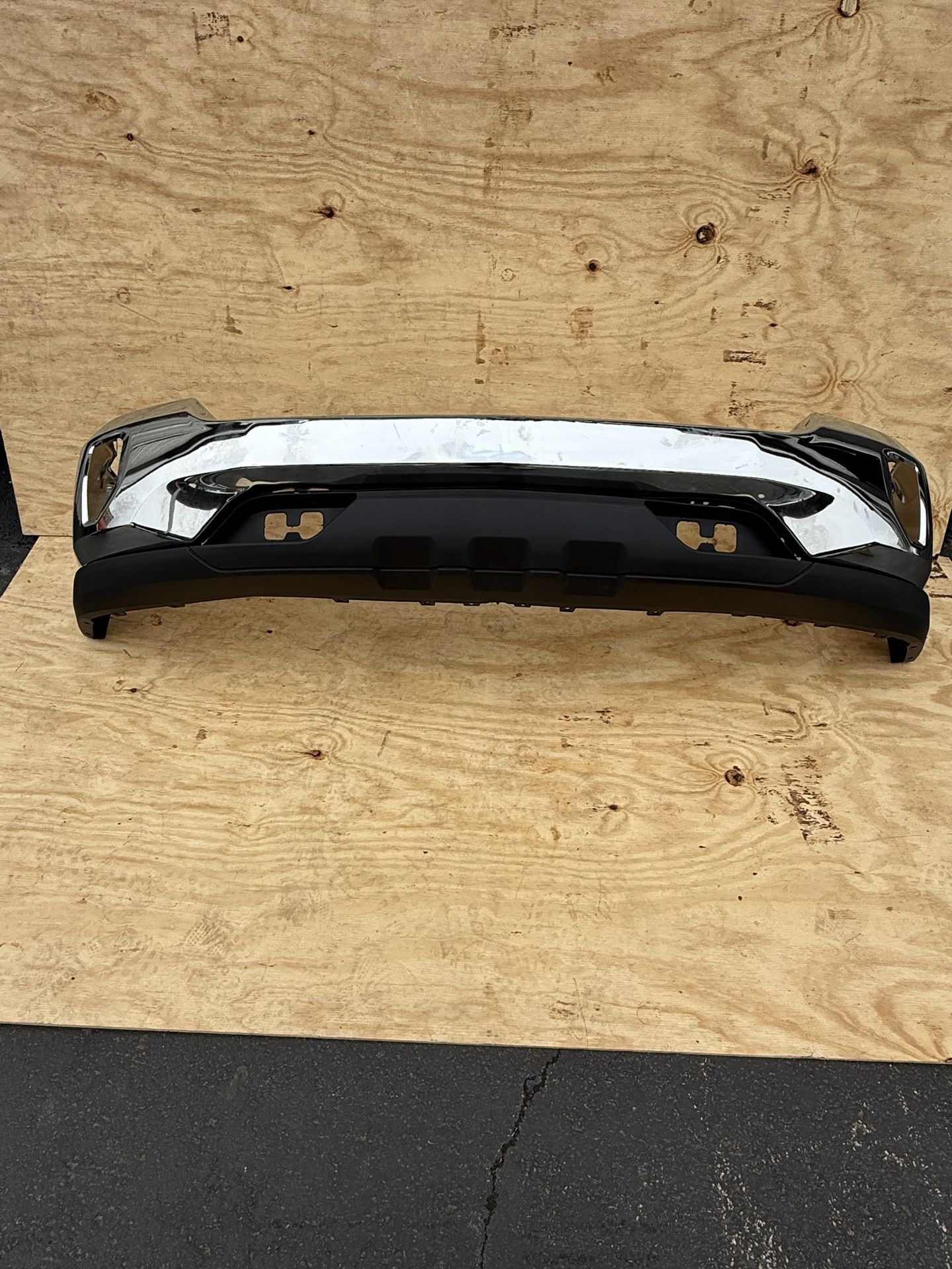 2016 - 2018 Chevy Silverado 1500 Front Bumper Chrome NEW