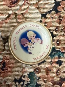 Vintage Precious Moments Chapel souvenir button pin from Carthage, Missouri.