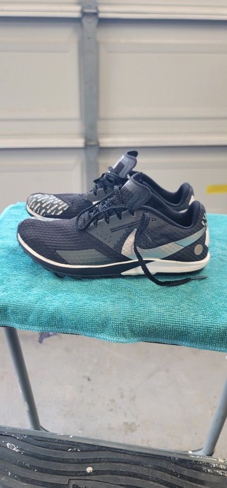 Kids Nike Track Shoes Size 3